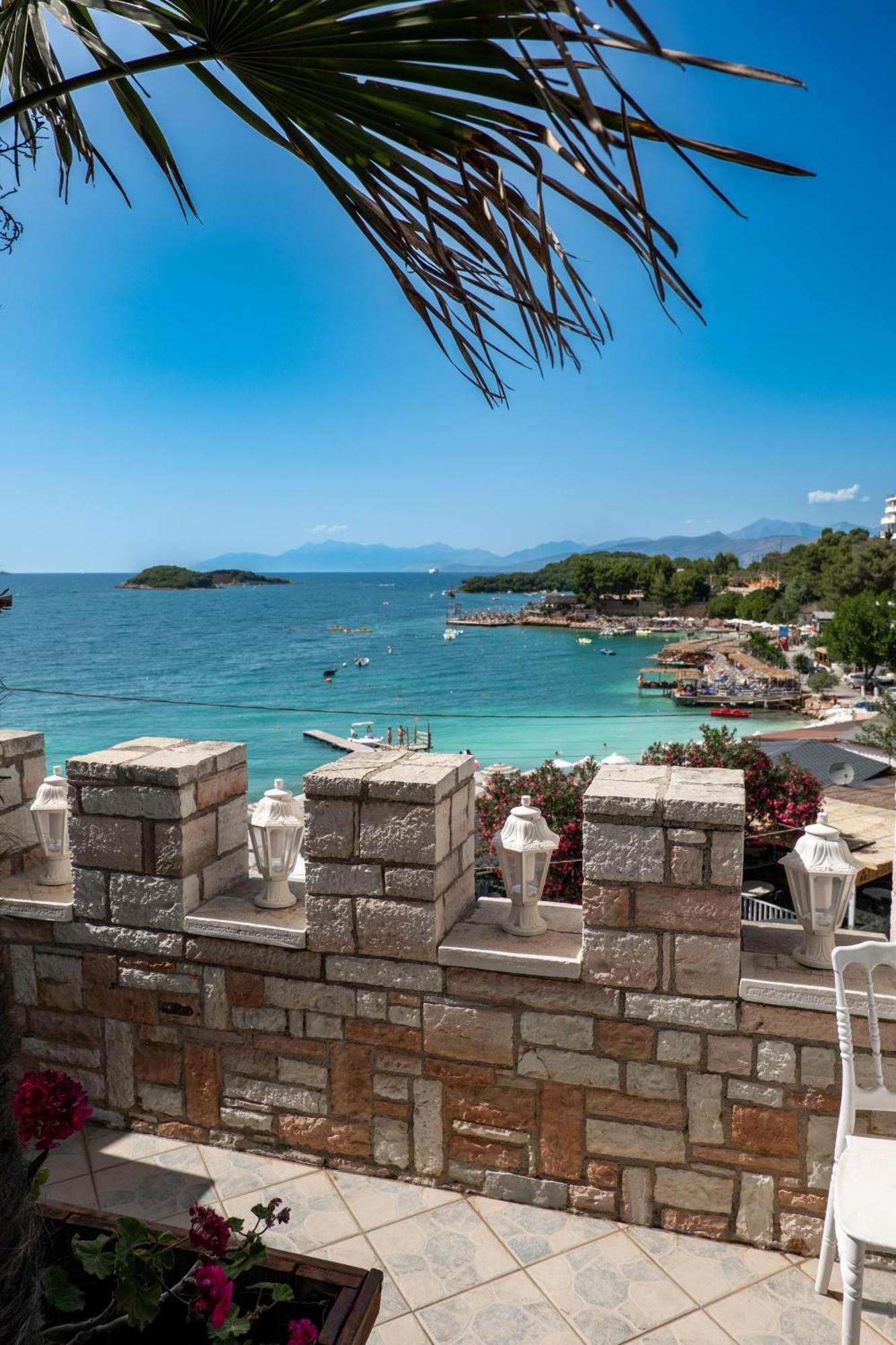Castle Hotel 4*